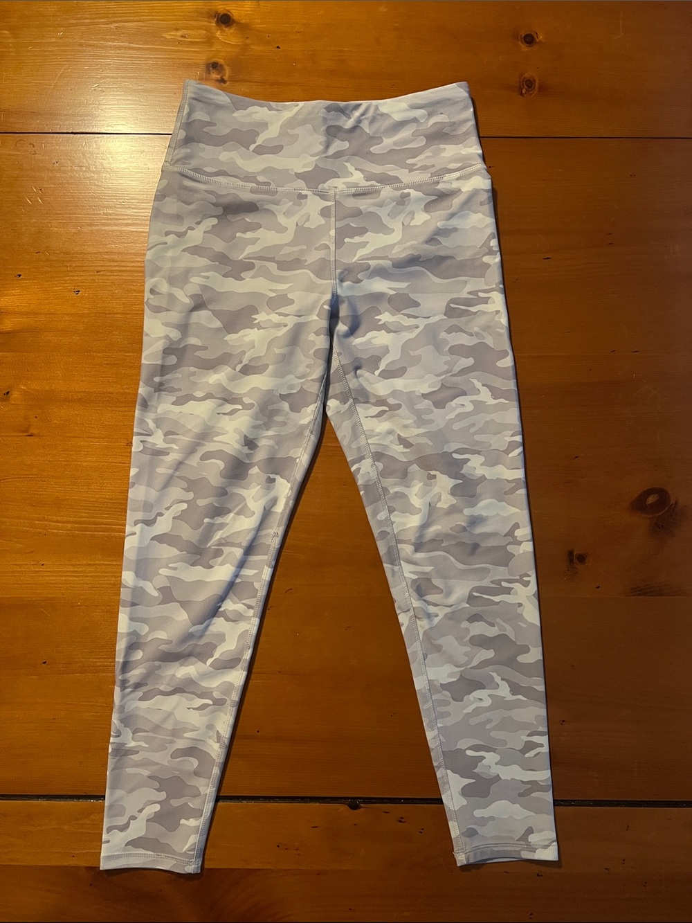 Kyodan Light Gray Camo High-Waist Leggings